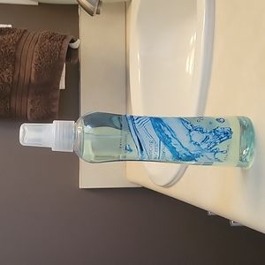 RARE!! Discontinued scent! Bath and Body Works Dancing Waters body spray